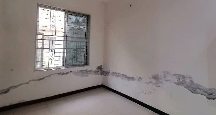 Affordable Flat Available For sale In Allama Iqbal Town - Karim Block 1