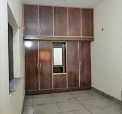 Ideally Located House Of 10 Marla Is Available For Sale In Lahore