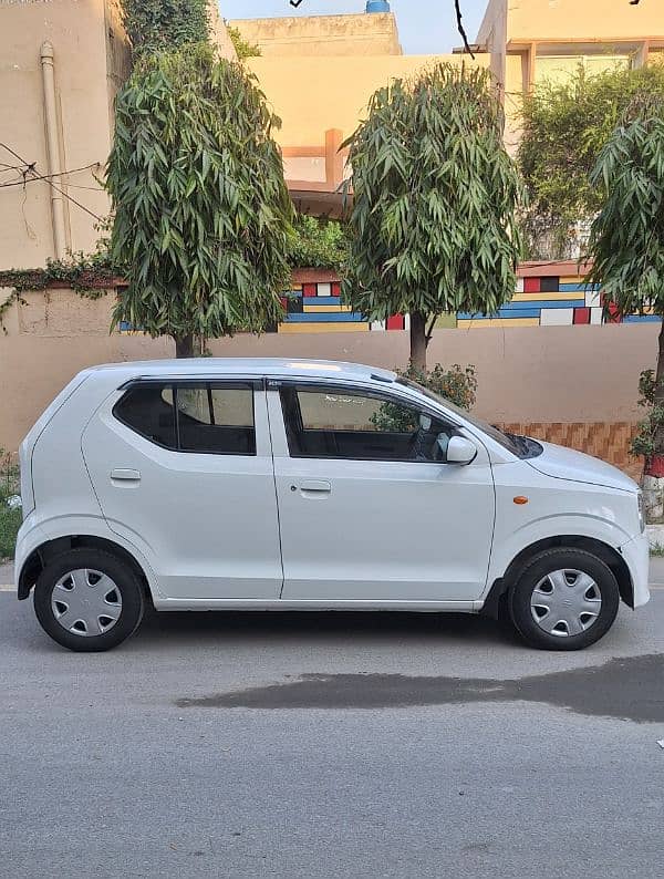 Suzuki Alto 2024/25 3