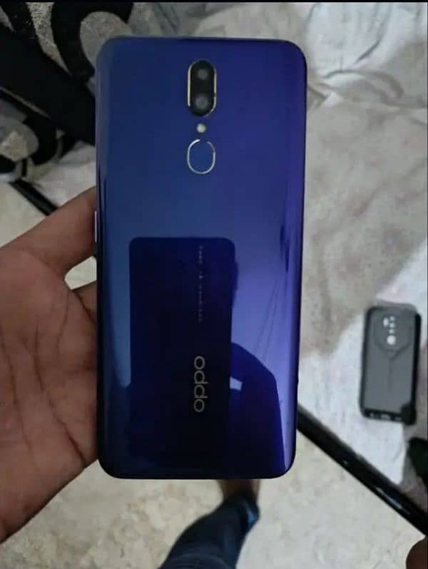 oppo f11 (8/256) gb complete box 8