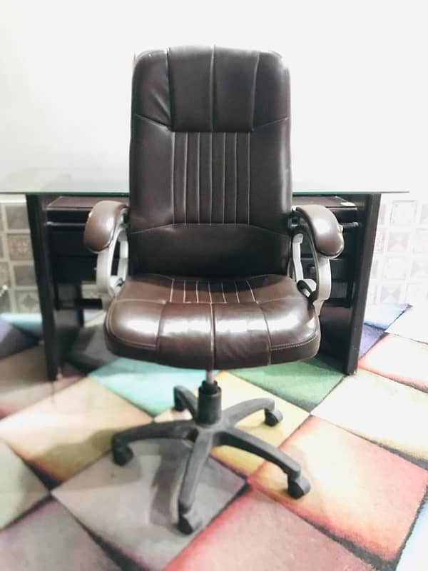 office table + chair 0