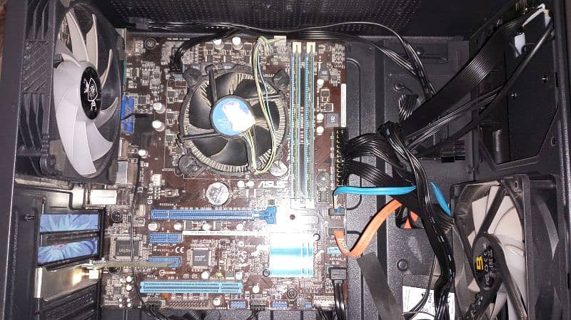 Core i7 3rd Gen with H61 Motherboard,16 GB RAM (Best For Gaming) 1