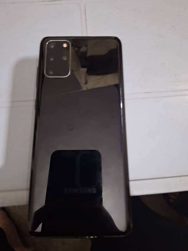 Samsung S20 Plus Doted 1