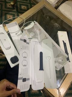 Apple watch series 8 41mm.