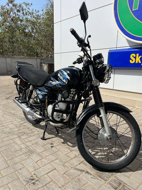 Suzuki GS 150 Ready bike 4