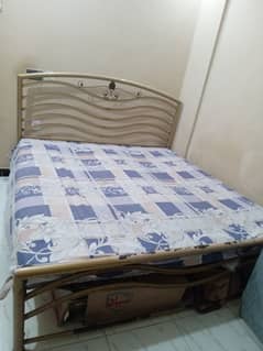 KING SIZE ITON BED WITH MATTRESS EXCELLENT CONDITION