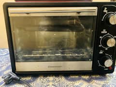 New WestPoint Oven Toaster WF2400-RD, never used