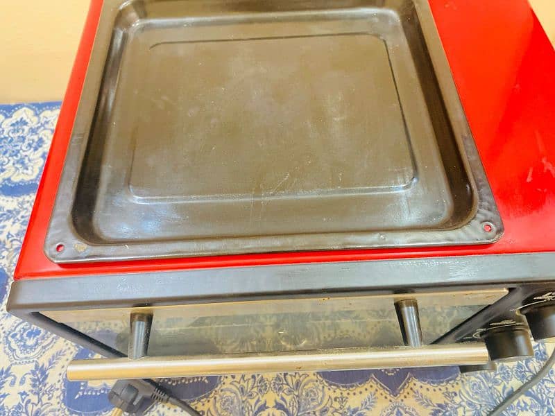 New WestPoint Oven Toaster WF2400-RD, never used 1