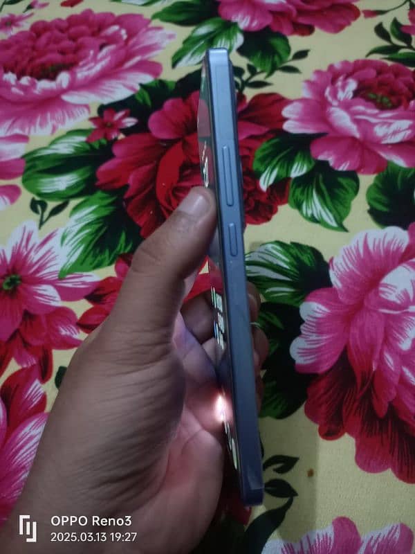 OPPO Reno 11f 5G. 4