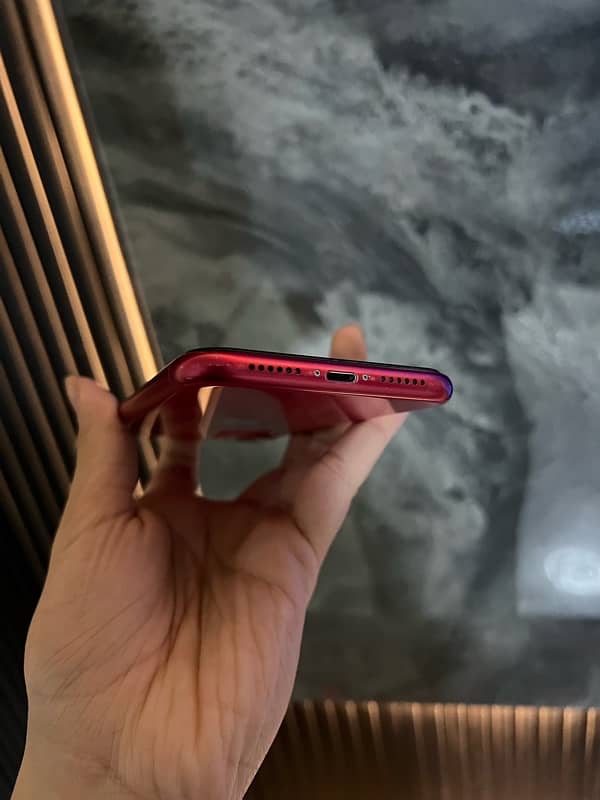 IPHONE 11  DUAL PTA APPROVED RED 5