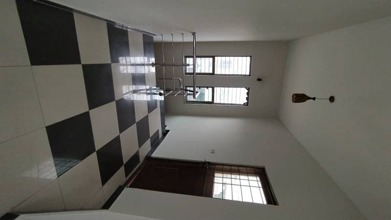 4-Bedroom House For Rent In Askari 11 Lahore 5