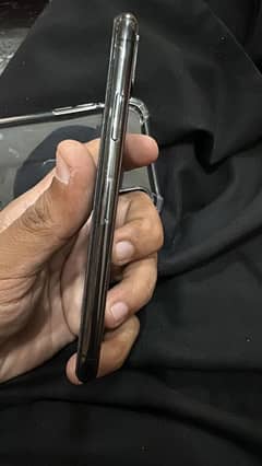 iPhone x 256 GB pta approved