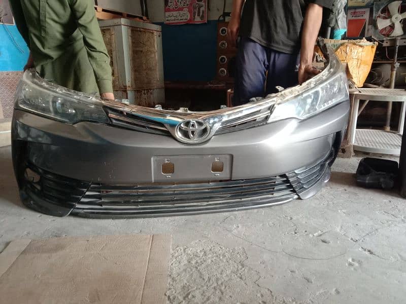 Toyota Corolla GLI front Light Bumper gierl original 2019 model 1