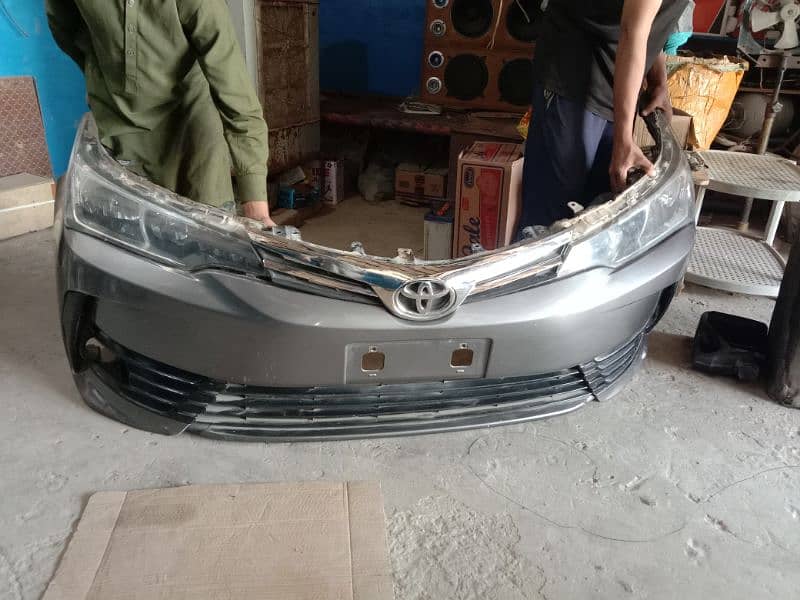 Toyota Corolla GLI front Light Bumper gierl original 2019 model 6