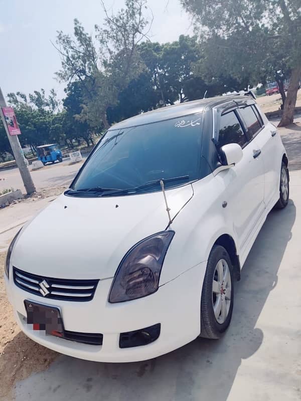 Suzuki Swift automatic top of the line 2019 4