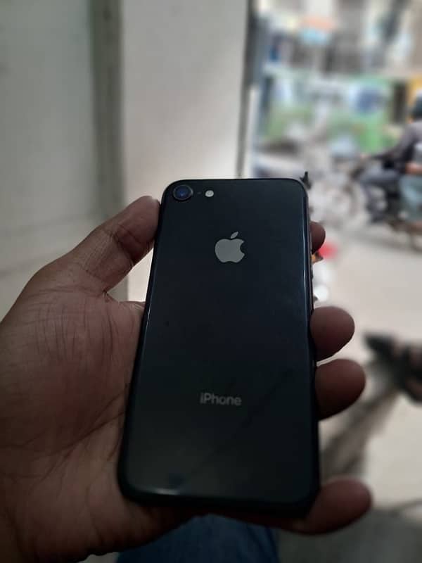 iPhone 8 pta 1