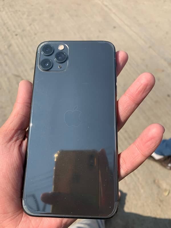 IPhone 11 Pro Max non-pta 256gb(urgent sell) 9