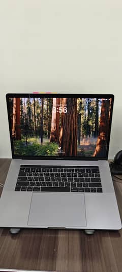 MacBook Pro 2018 | 16GB RAM | 256GB SSD | 1.5GB Graphics | 15 inch