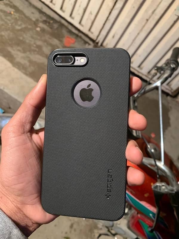 I phone 7 plus 128gb pta approved 1