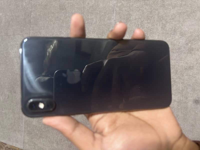 iphone xs max 1