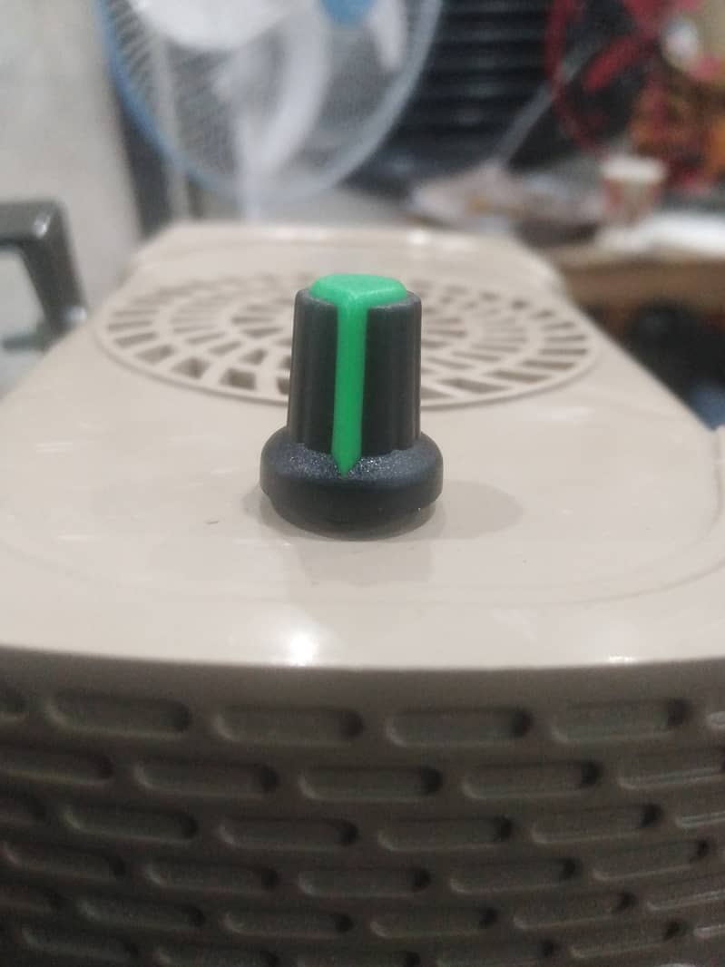 DC 12V POWER SUPPLY(COOLER SUPPLY)(03024091975) 2