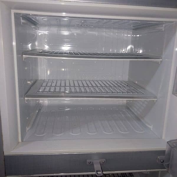 Pel aspire fridge available lush condition 10/10 3