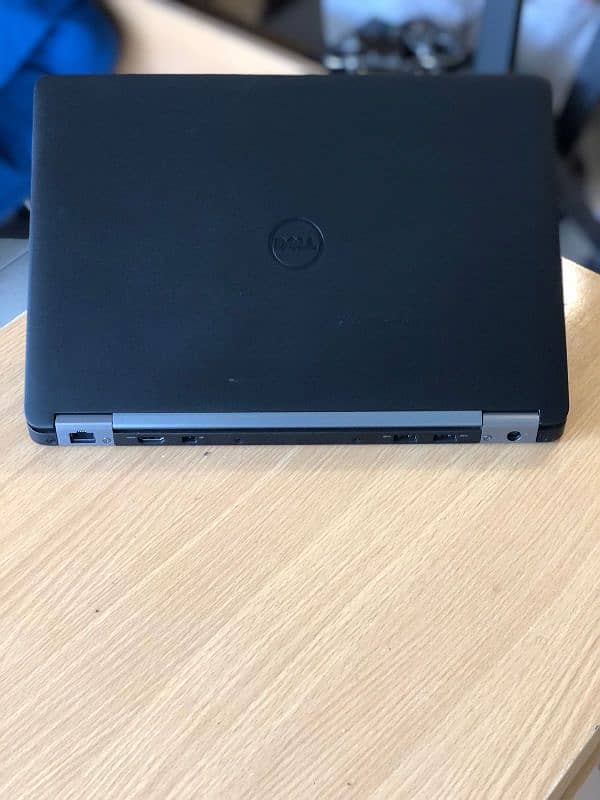 Dell e7270 Ultrabook 4