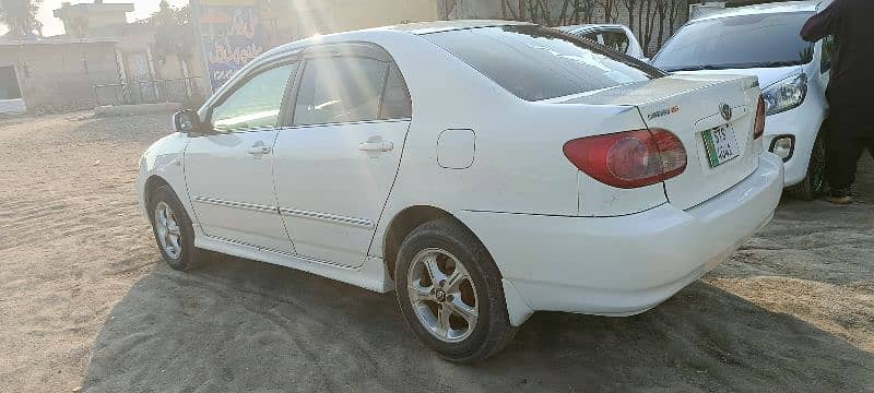 Toyota Corolla Altis 2005 3