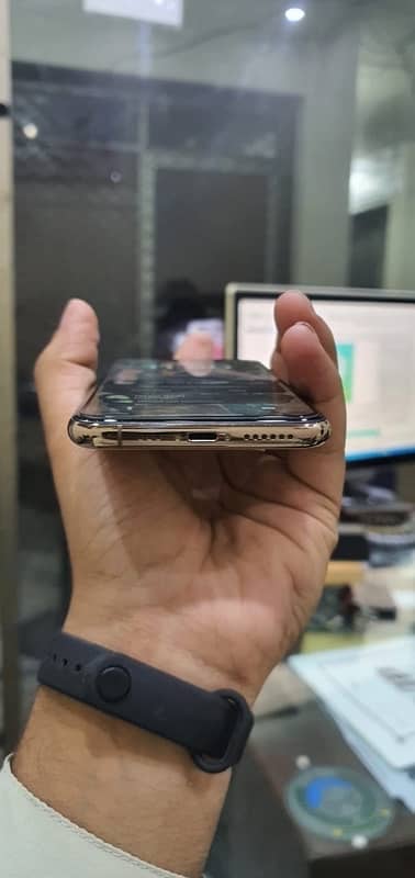 iphone 11 pro 256gb non pta 3