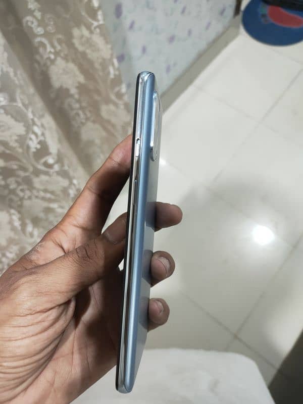 oneplus 8T 12/256 gb 4
