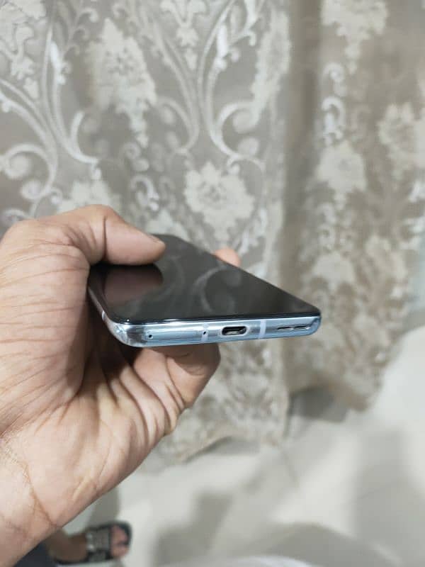 oneplus 8T 12/256 gb 5