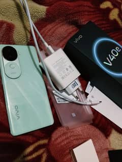 Vivo V40e 8/256 11 Months warranty available