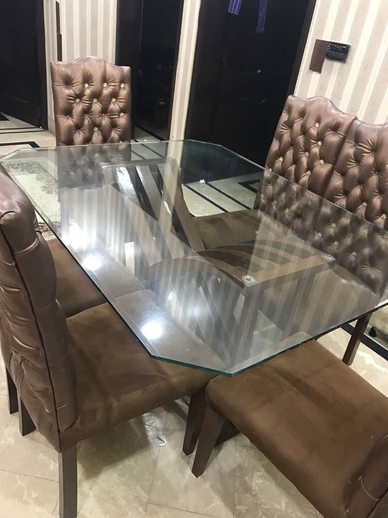 DINING TABLE WITH 6 CHAIRS 1