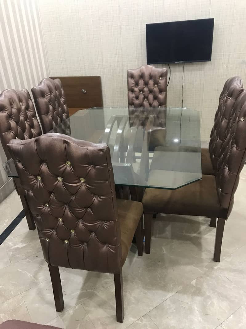 DINING TABLE WITH 6 CHAIRS 4