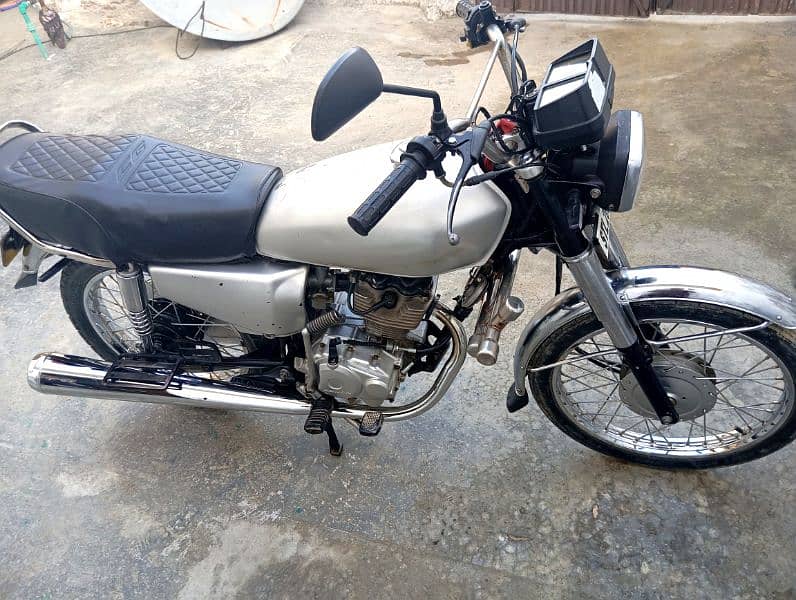 Honda Cg125. model 2009. Sialkot number, genuine condition 6