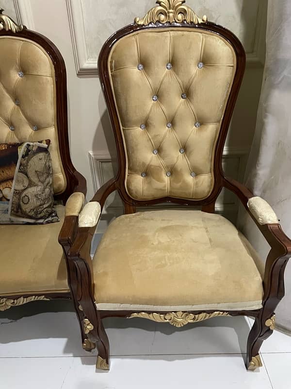 Set of 4 Chairs 2