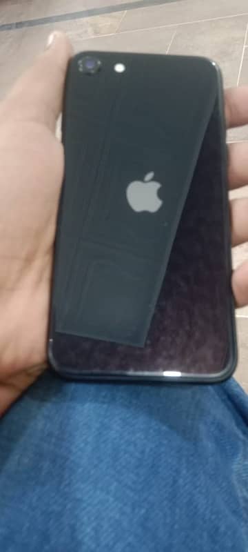 iPhone SE 3 J. V Battery health 82% 0