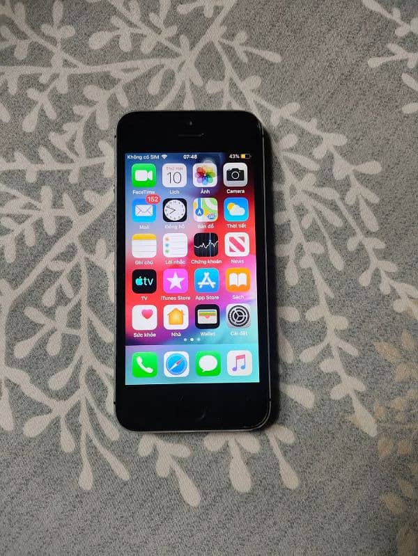 iPhone 5s 64GB for sale 1