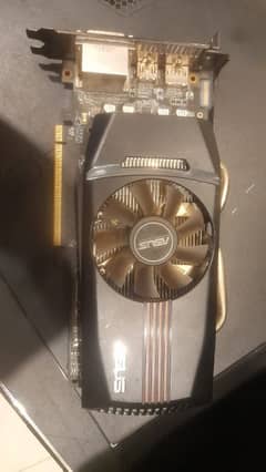 Selling Amd radeon hd 6850 1gb ddr5 gpu