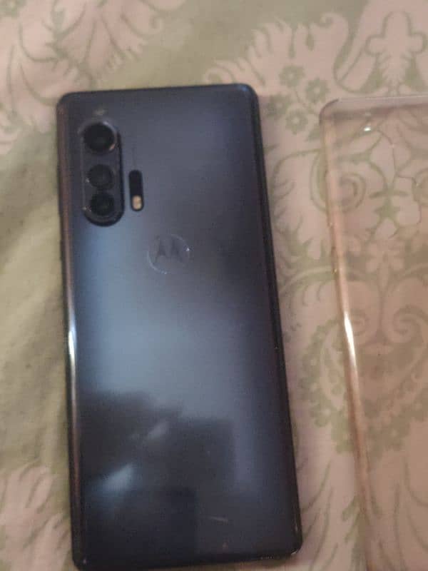 moto edge plus in 10/10 condition 6