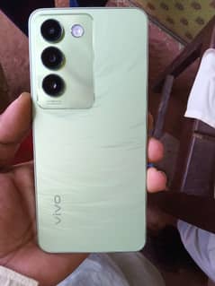 vivo y100 8/56 full boxs 10/10