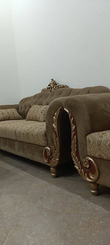 Sofa set new condition camel colour 10