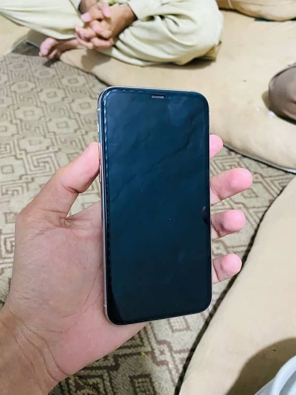 Iphone 11 pro 4