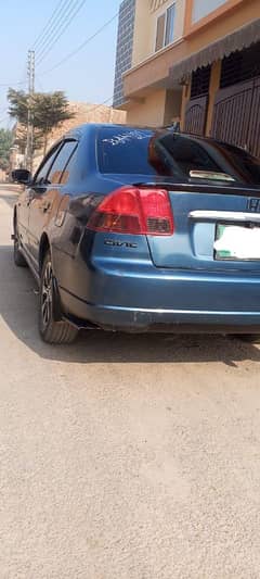 Honda Civic Oriel 2004