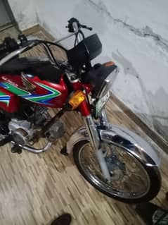 Honda 70Cc Lush Condition Docoments Clear ha Lahore Number 2019Registr