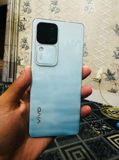 Vivo v30