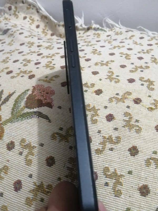 OPPO A77 FOR SALE ONLY 50 THOUSAND WITH BOX 4