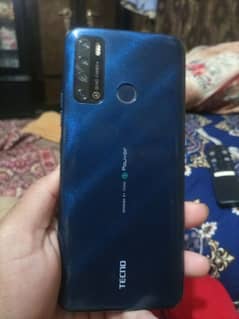 tecno lc8 pouvior 4 6gb128gb