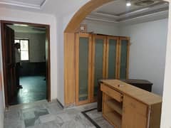 upper floor Room available for Rent(For bachelor's )