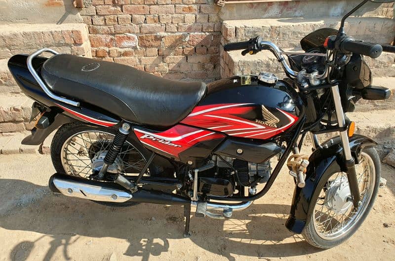 Honda Pridor 2021/22 in good condition Black 12